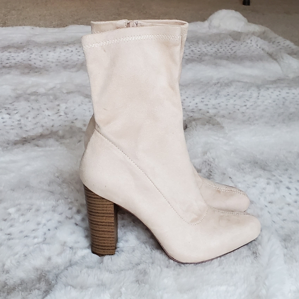 Suede booties new